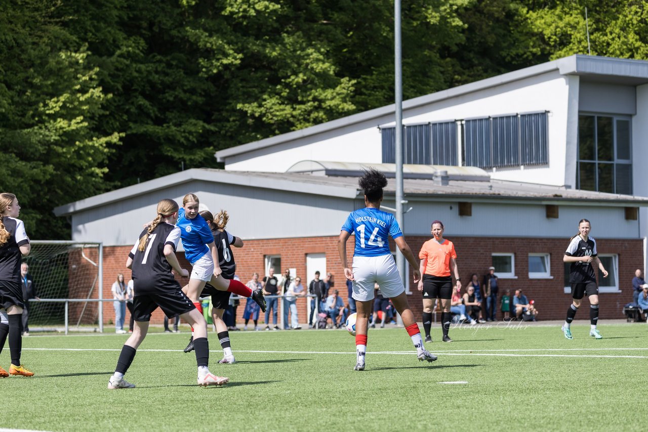 Bild 81 - wBJ SH-Pokalfinale  Holstein-Kiel - SV Viktoria : Ergebnis: 1:0